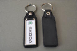 Kožená klíčenka KK-18 OM